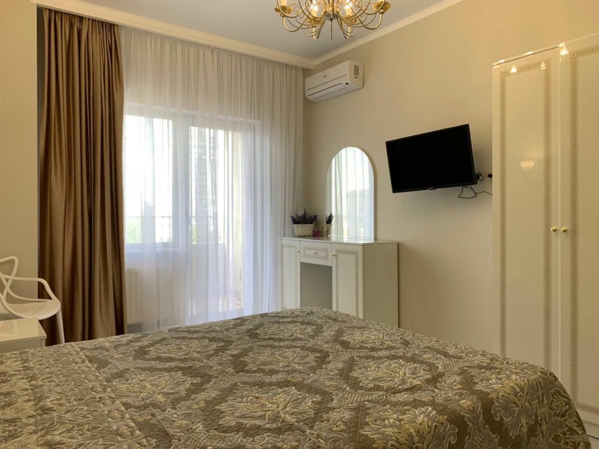 White Lily Apartment Odessa Luaran gambar